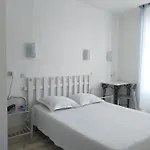 Au Nouvel