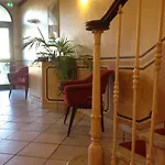 Au Nouvel 2*