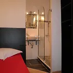 Au Nouvel Hotel 2*