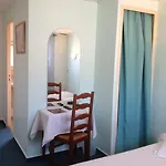 Au Nouvel