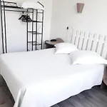 Au Nouvel 2* טולון