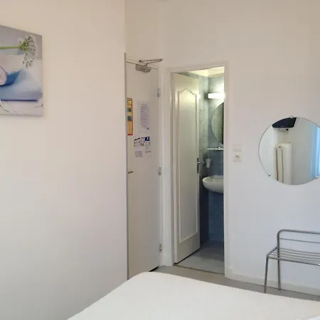 Au Nouvel Hotel