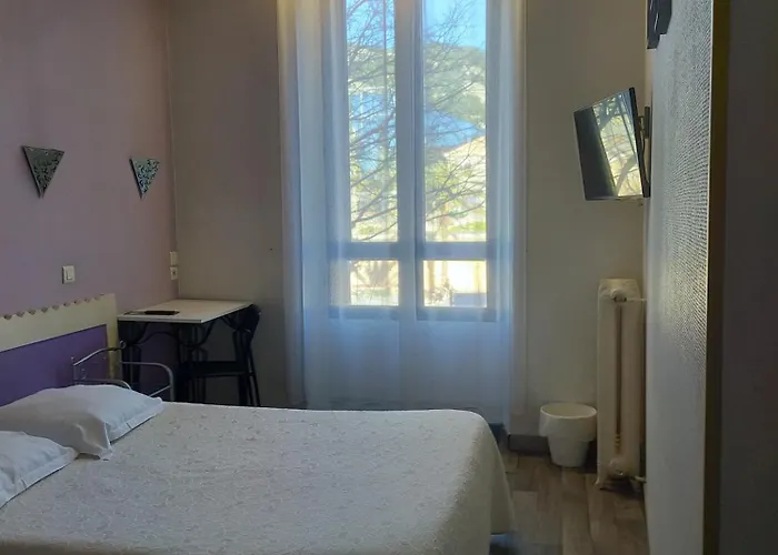 Hotel Au Nouvel Toulon