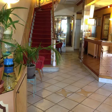 Au Nouvel Hotel Toulon