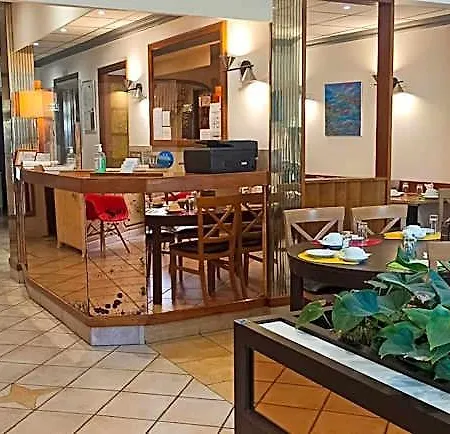 Hotel Au Nouvel