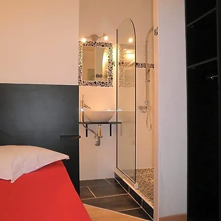 Au Nouvel Hotel