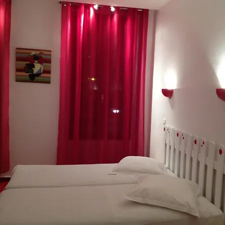 Hotel Au Nouvel Toulon