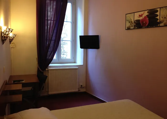 Au Nouvel Hotel 2*
