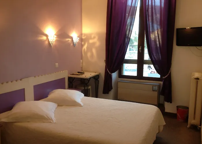 Au Nouvel Hotel 2*
